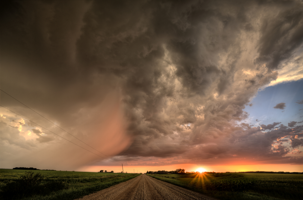 approaching thunderstorm