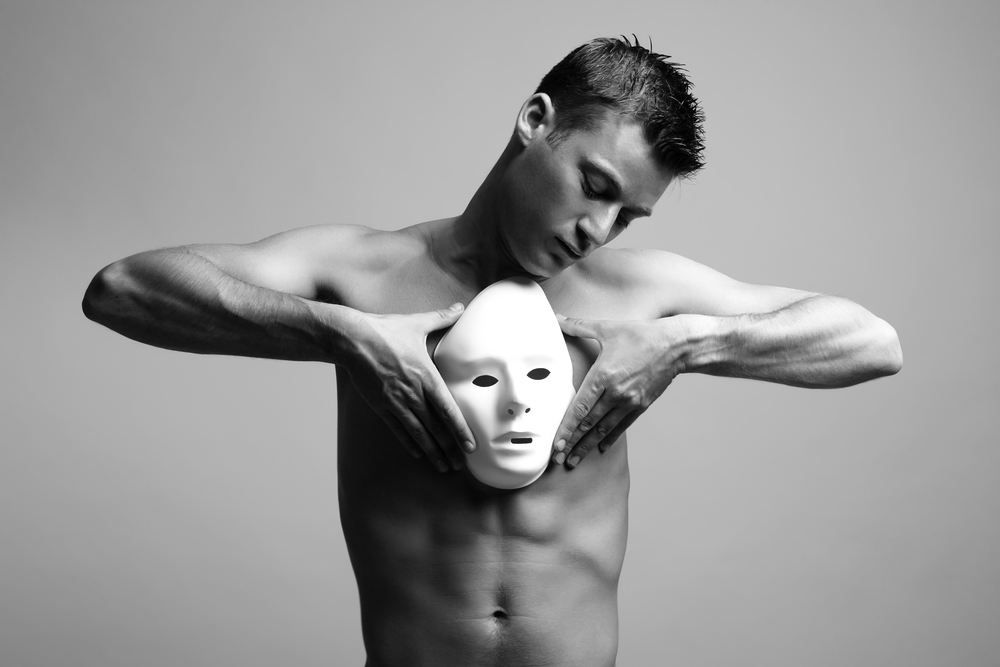 nude mane with mask 